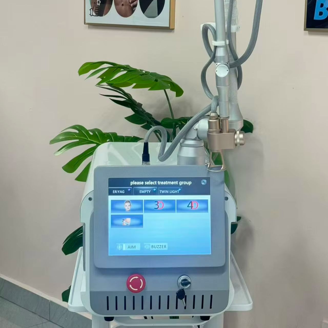 เครื่องเลเซอร์ CO2 Fractional  - Laser Skin Resurfacing Machine บทวิจารณ์และราคา